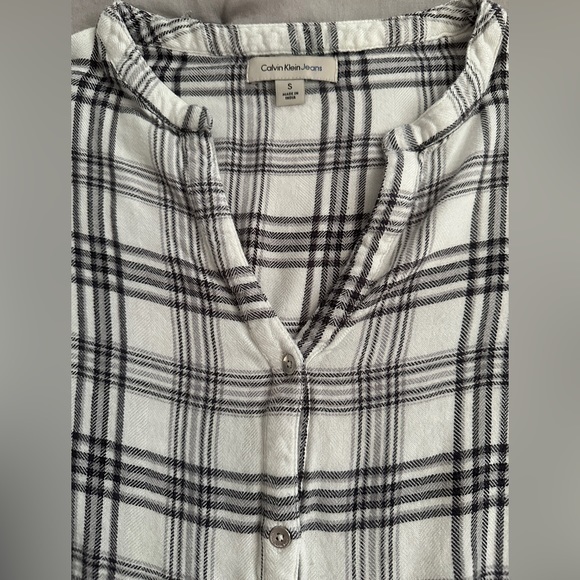 Women’s Calvin Klein Jeans Cozy Button Up Shirt size‎ Small - Picture 4 of 8